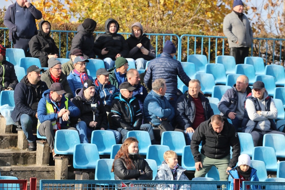 Narew Ostrołęka - Polonia II Warszawa [25.10.2025] - zdjęcie #43 - eOstroleka.pl