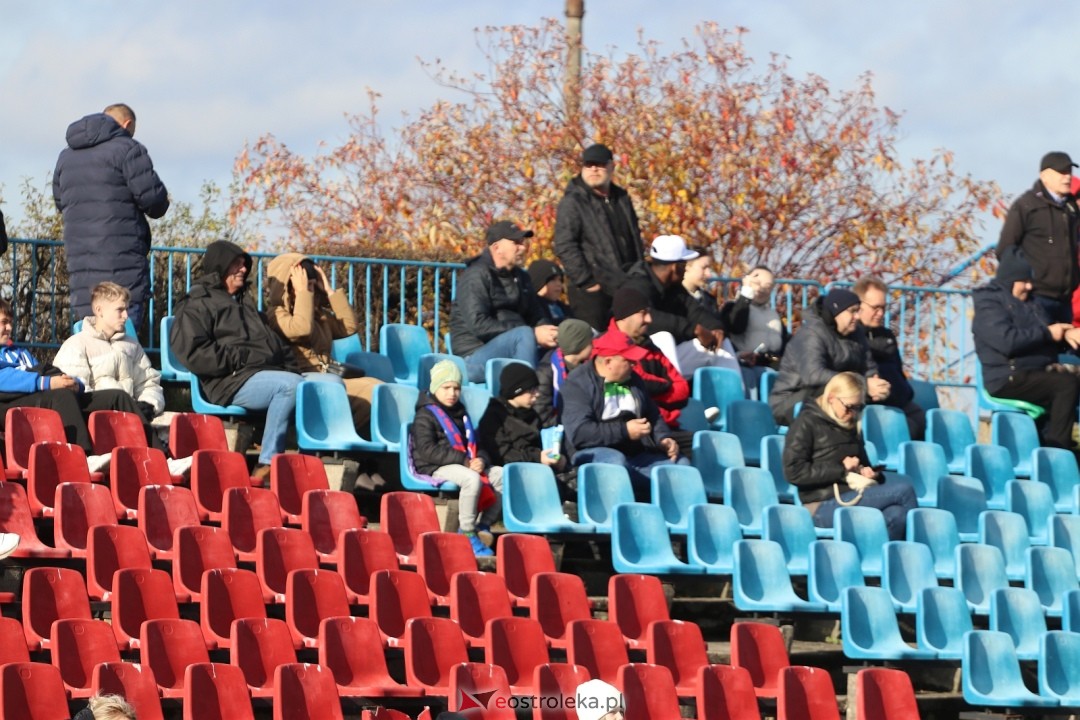 Narew Ostrołęka - Polonia II Warszawa [25.10.2025] - zdjęcie #39 - eOstroleka.pl