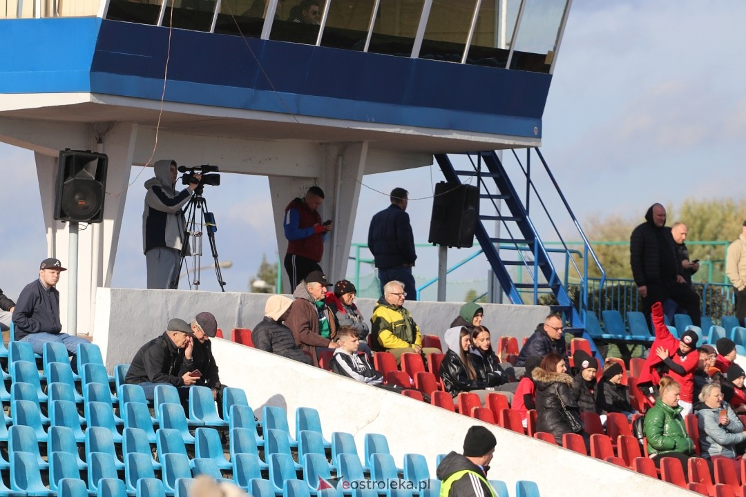 Narew Ostrołęka - Polonia II Warszawa [25.10.2025] - zdjęcie #37 - eOstroleka.pl