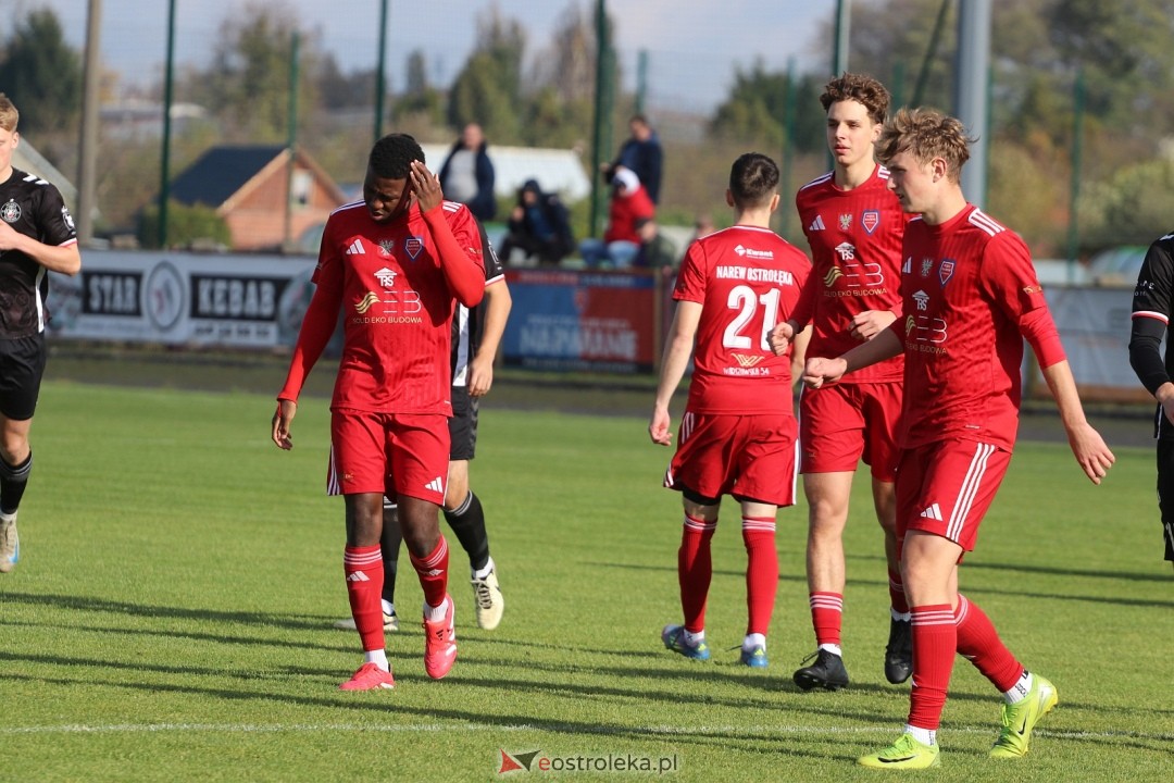 Narew Ostrołęka - Polonia II Warszawa [25.10.2025] - zdjęcie #31 - eOstroleka.pl
