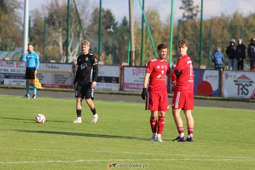 Narew Ostrołęka - Polonia II Warszawa [25.10.2025] - zdjęcie #26 - eOstroleka.pl