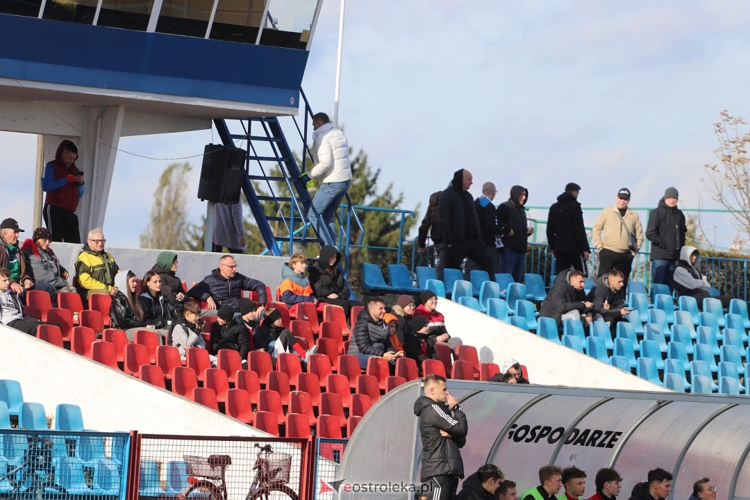 Narew Ostrołęka - Polonia II Warszawa [25.10.2025] - zdjęcie #22 - eOstroleka.pl