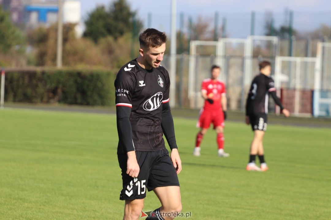 Narew Ostrołęka - Polonia II Warszawa [25.10.2025] - zdjęcie #18 - eOstroleka.pl