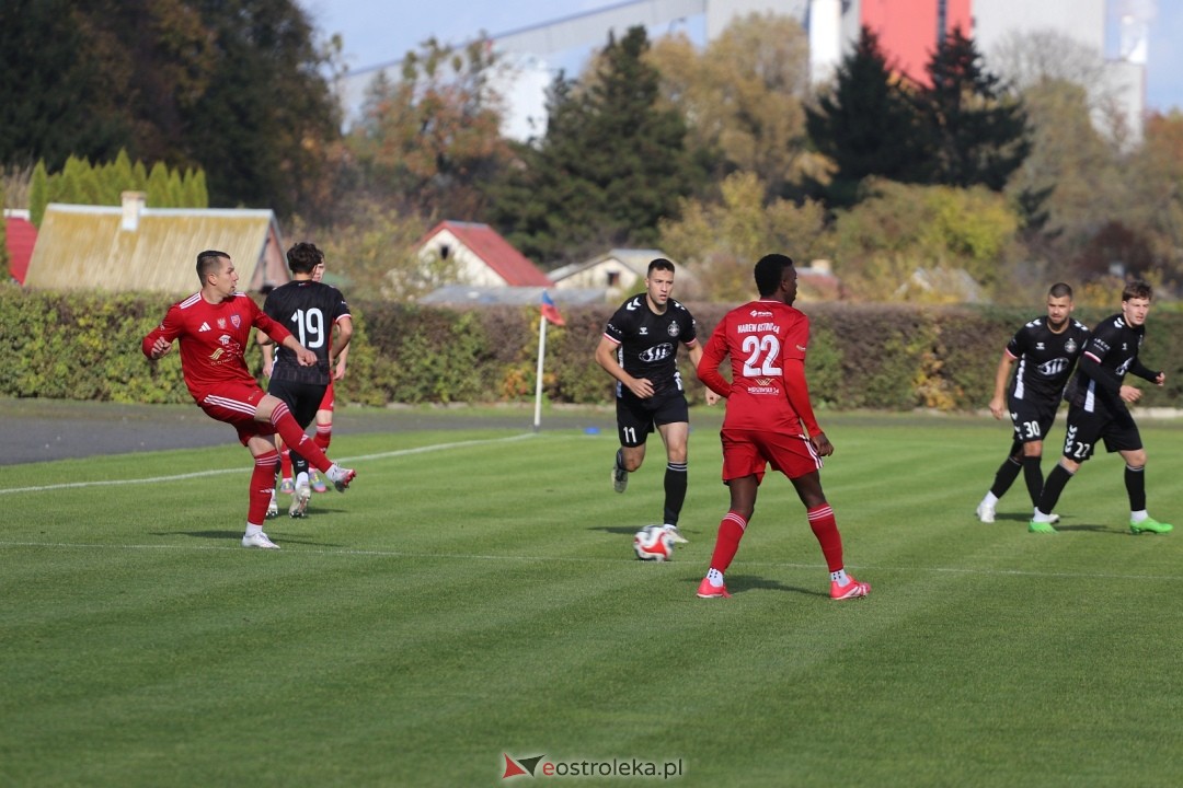 Narew Ostrołęka - Polonia II Warszawa [25.10.2025] - zdjęcie #12 - eOstroleka.pl