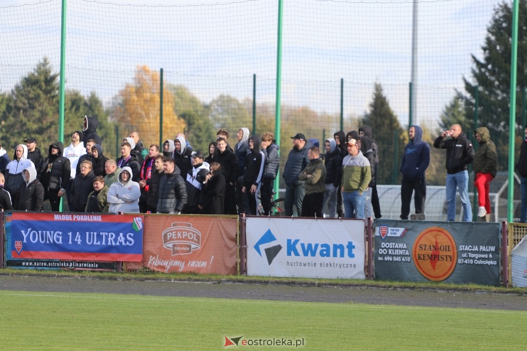 Narew Ostrołęka - Polonia II Warszawa [25.10.2025] - zdjęcie #11 - eOstroleka.pl