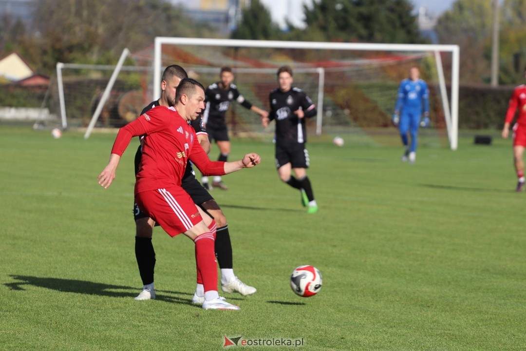 Narew Ostrołęka - Polonia II Warszawa [25.10.2025] - zdjęcie #10 - eOstroleka.pl
