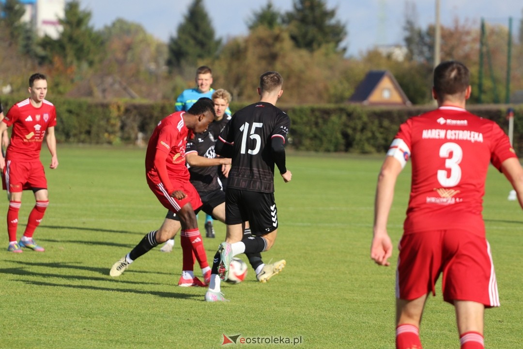 Narew Ostrołęka - Polonia II Warszawa [25.10.2025] - zdjęcie #9 - eOstroleka.pl