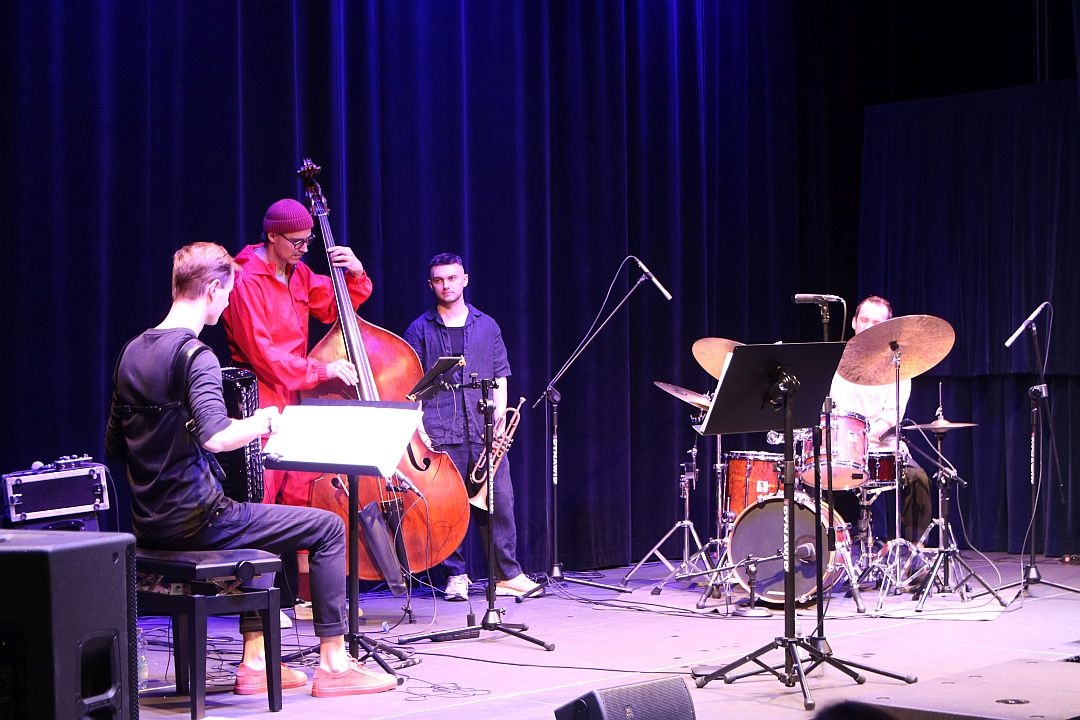 Koncert Arek Czernysz Quartet w MŻW [25.10.2025] - zdjęcie #2 - eOstroleka.pl