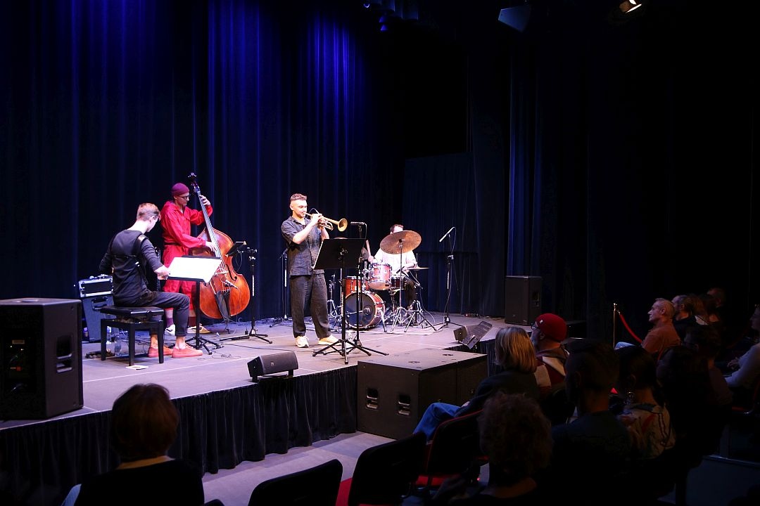 Koncert Arek Czernysz Quartet w MŻW [25.10.2025] - zdjęcie #1 - eOstroleka.pl