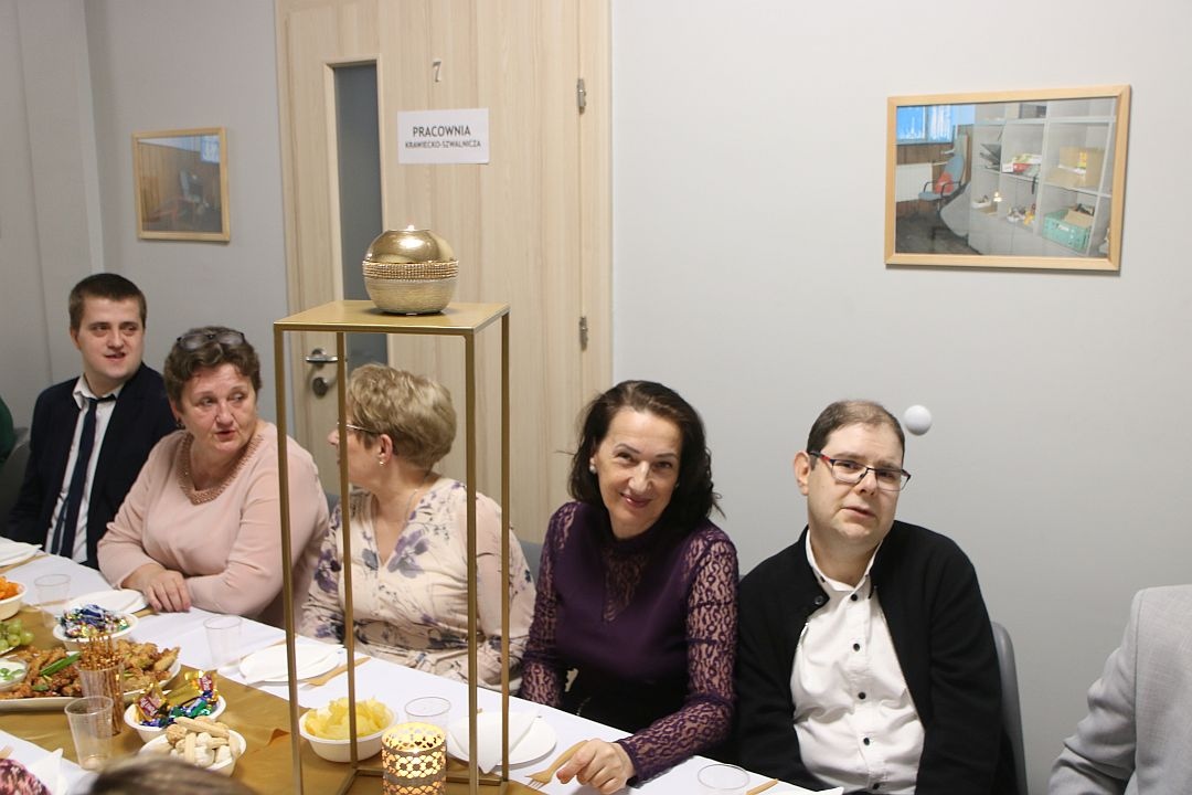 Ogólnopolskie Stowarzyszenie Osób Niepełnosprawnych - Bal Przyjaźni [25.10.2025] - zdjęcie #42 - eOstroleka.pl