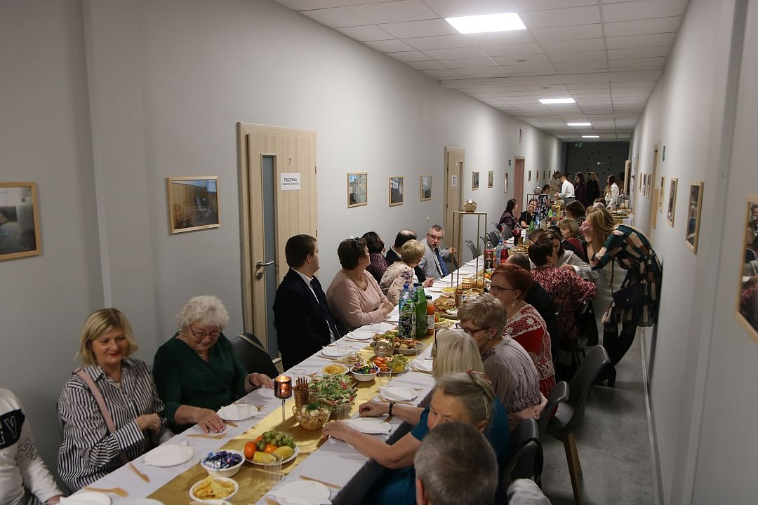 Ogólnopolskie Stowarzyszenie Osób Niepełnosprawnych - Bal Przyjaźni [25.10.2025] - zdjęcie #40 - eOstroleka.pl