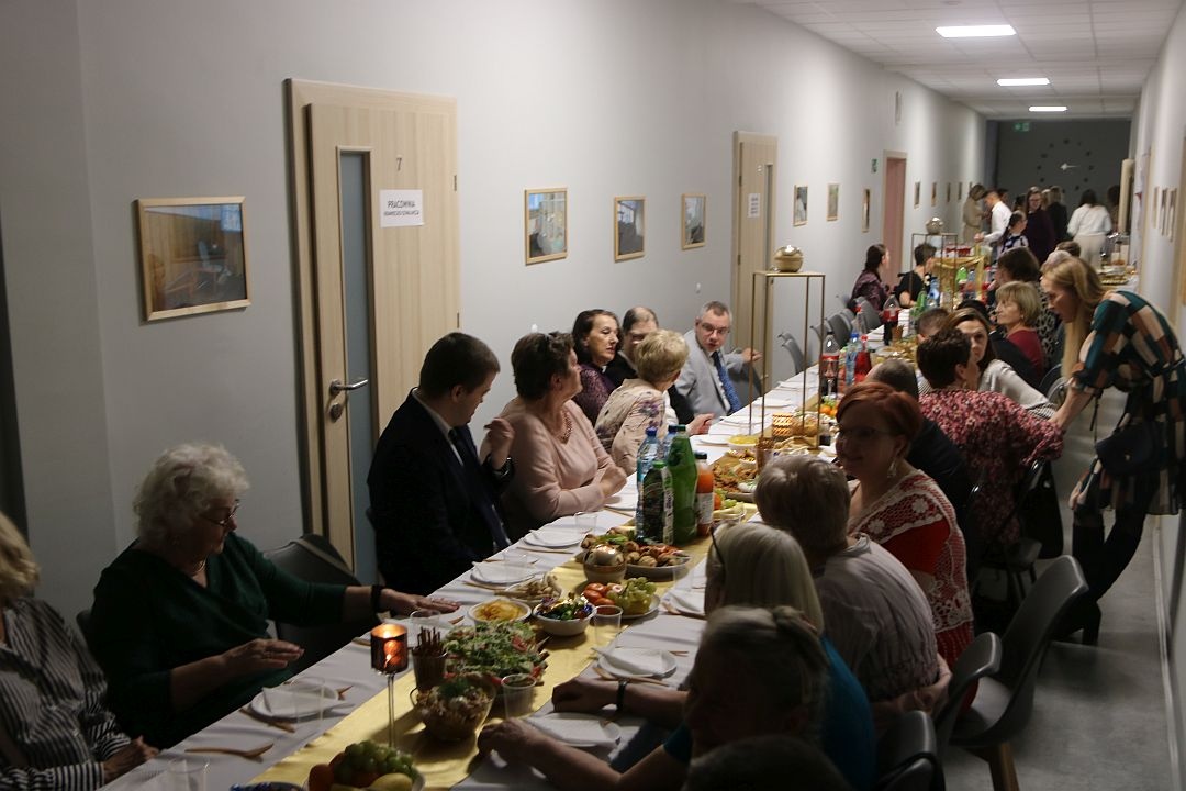 Ogólnopolskie Stowarzyszenie Osób Niepełnosprawnych - Bal Przyjaźni [25.10.2025] - zdjęcie #39 - eOstroleka.pl