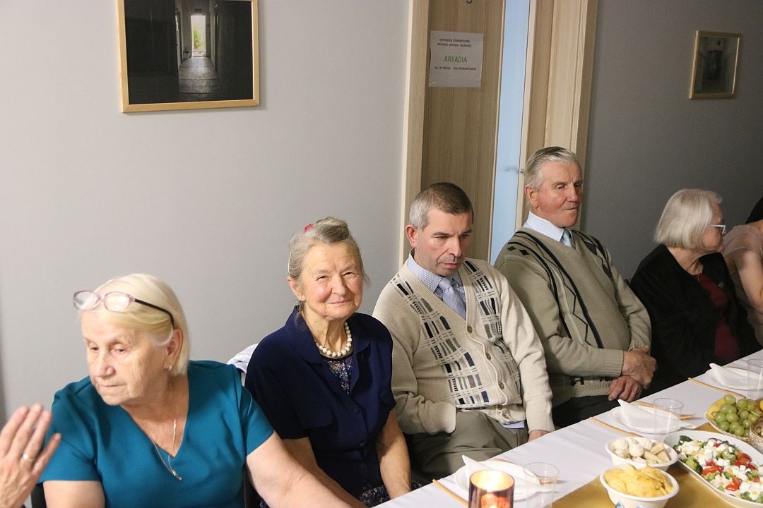 Ogólnopolskie Stowarzyszenie Osób Niepełnosprawnych - Bal Przyjaźni [25.10.2025] - zdjęcie #35 - eOstroleka.pl