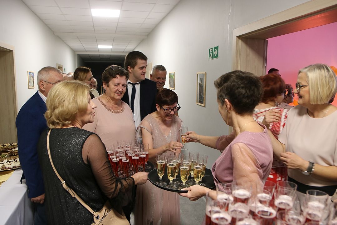 Ogólnopolskie Stowarzyszenie Osób Niepełnosprawnych - Bal Przyjaźni [25.10.2025] - zdjęcie #31 - eOstroleka.pl