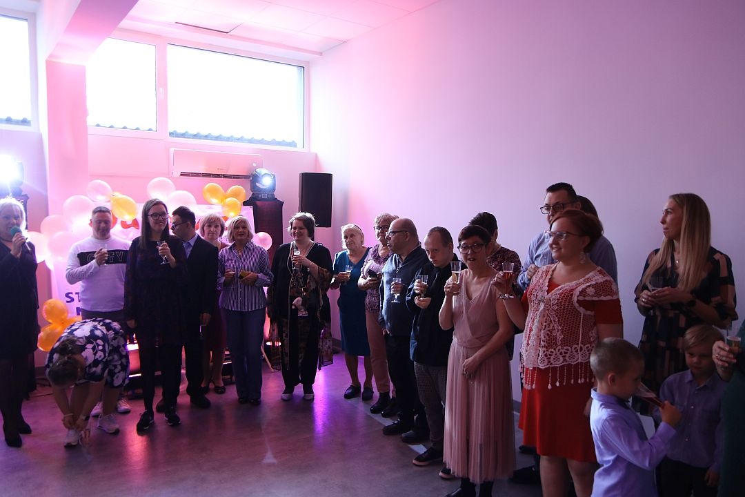 Ogólnopolskie Stowarzyszenie Osób Niepełnosprawnych - Bal Przyjaźni [25.10.2025] - zdjęcie #27 - eOstroleka.pl