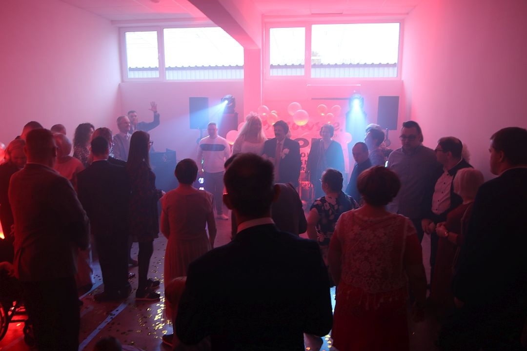 Ogólnopolskie Stowarzyszenie Osób Niepełnosprawnych - Bal Przyjaźni [25.10.2025] - zdjęcie #9 - eOstroleka.pl