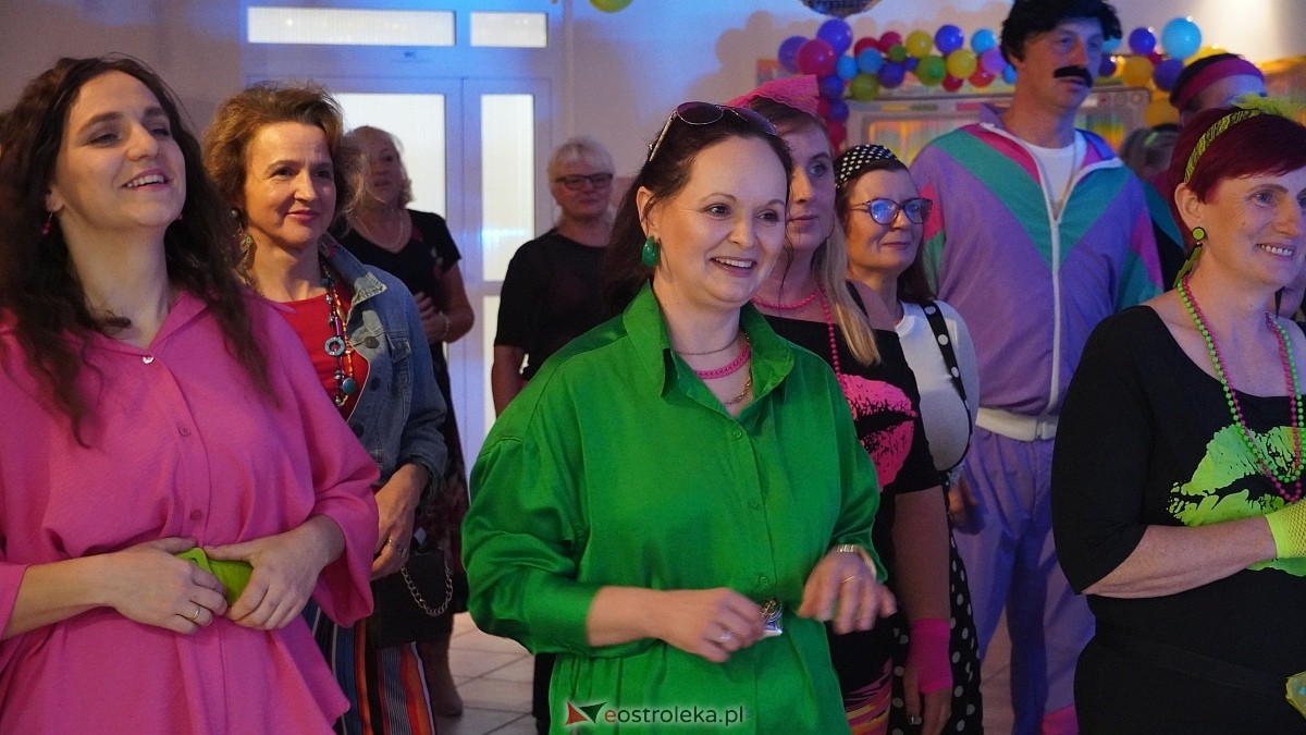 Impreza w stylu lay 80. w Kleczkowie [25.10.2025] - zdjęcie #45 - eOstroleka.pl