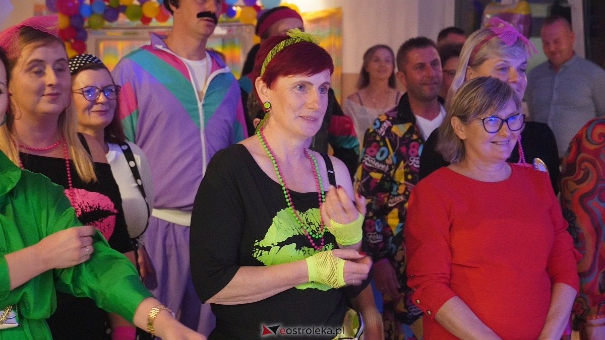 Impreza w stylu lay 80. w Kleczkowie [25.10.2025] - zdjęcie #44 - eOstroleka.pl