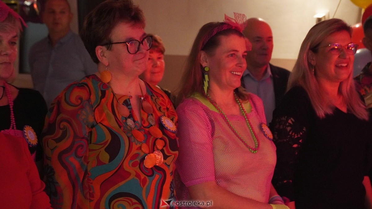 Impreza w stylu lay 80. w Kleczkowie [25.10.2025] - zdjęcie #42 - eOstroleka.pl