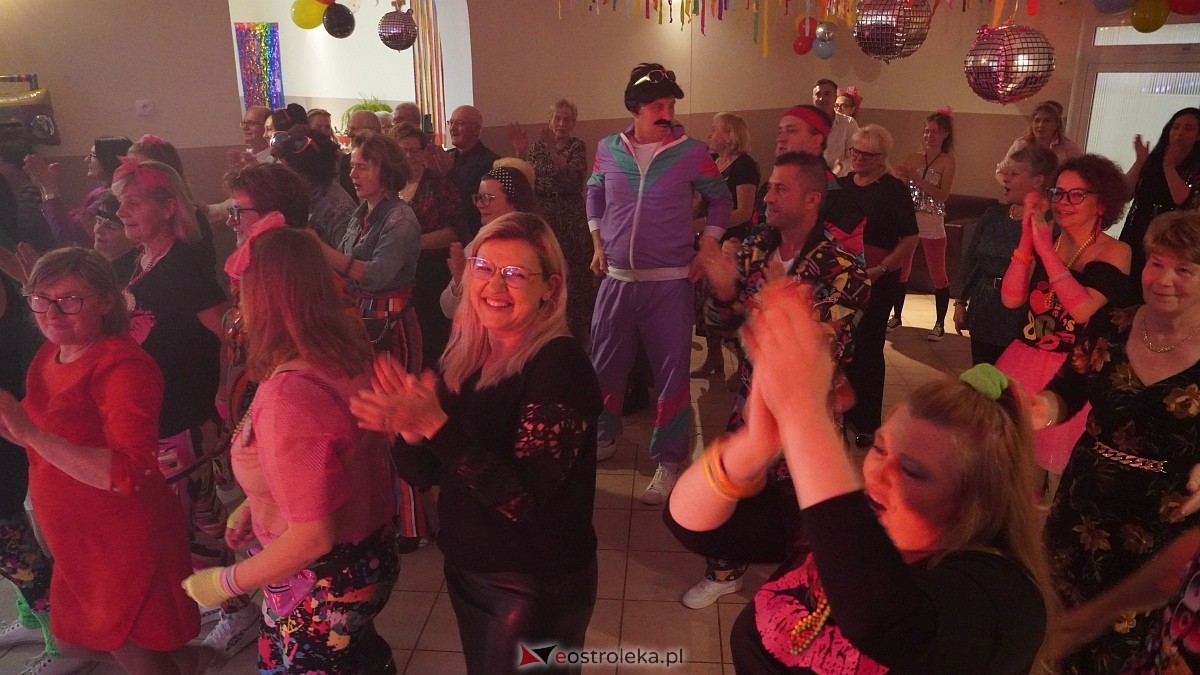 Impreza w stylu lay 80. w Kleczkowie [25.10.2025] - zdjęcie #37 - eOstroleka.pl