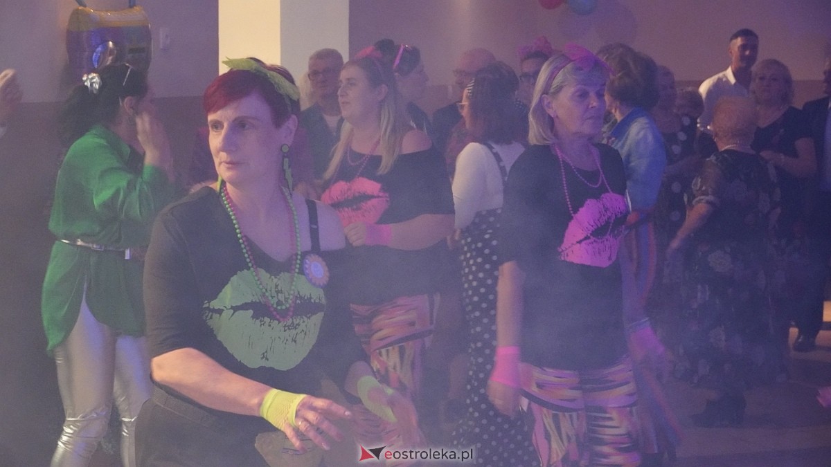 Impreza w stylu lay 80. w Kleczkowie [25.10.2025] - zdjęcie #33 - eOstroleka.pl