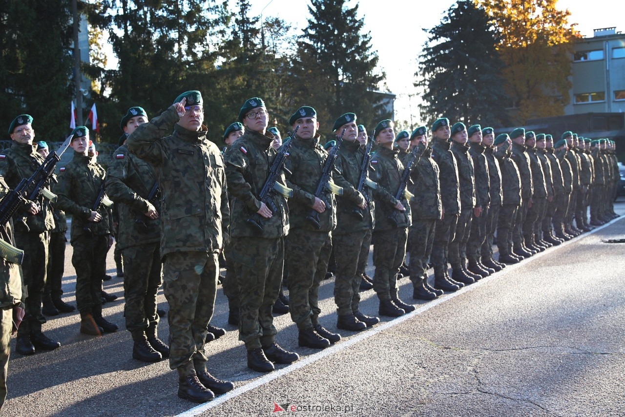 Przysięga wojskowa w Przasnyszu [26.10.2025] - zdjęcie #18 - eOstroleka.pl
