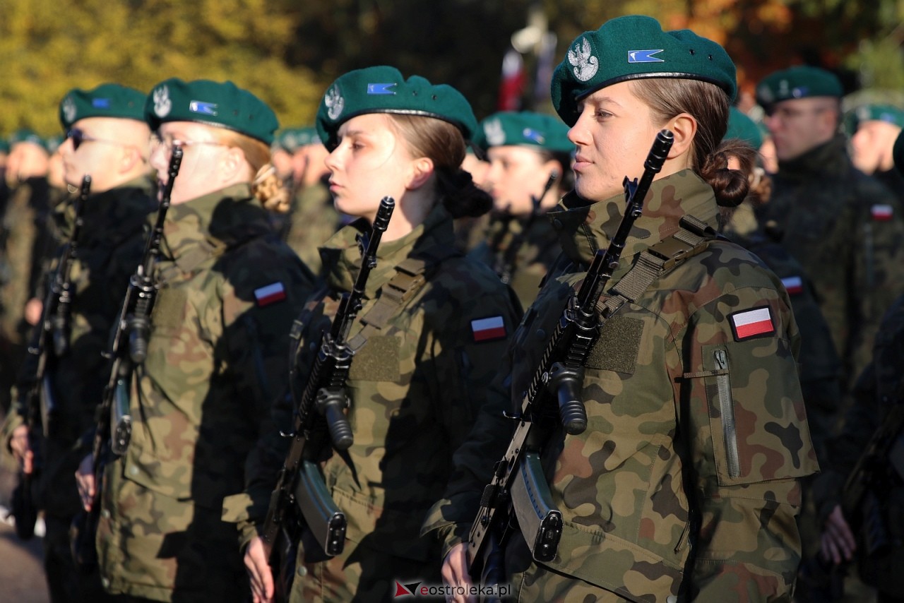 Przysięga wojskowa w Przasnyszu [26.10.2025] - zdjęcie #8 - eOstroleka.pl