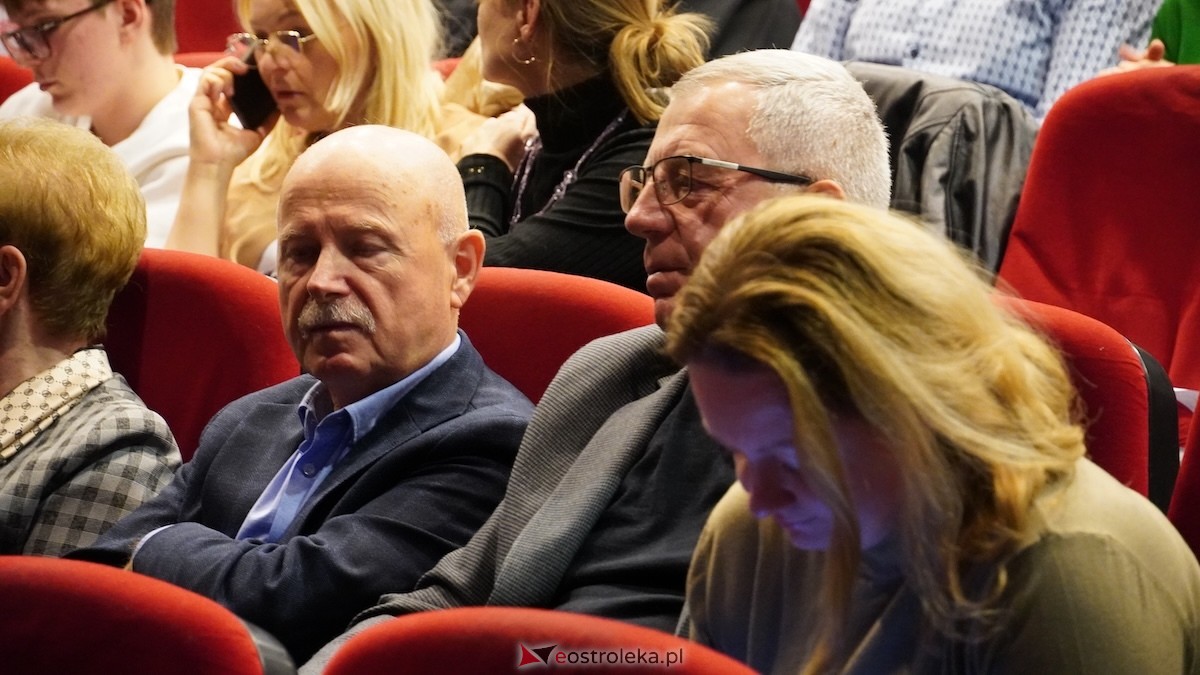 Koncert Pieśni malowane, dźwiękiem wycinane [26.10.2025] - zdjęcie #110 - eOstroleka.pl