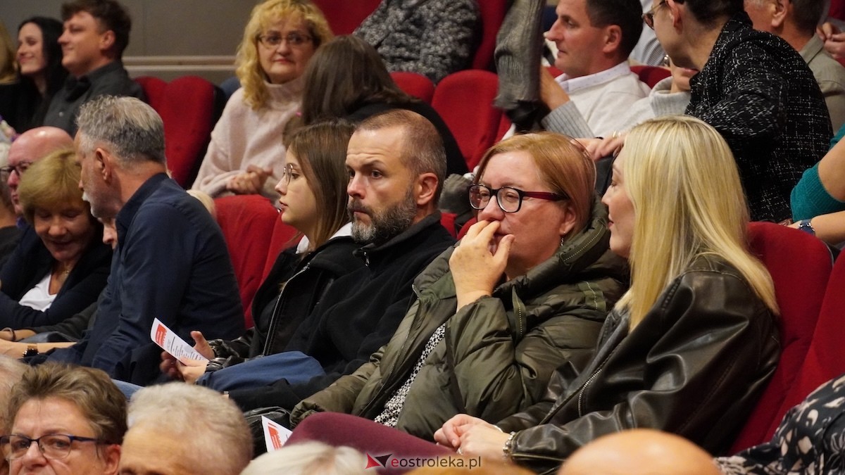 Koncert Pieśni malowane, dźwiękiem wycinane [26.10.2025] - zdjęcie #89 - eOstroleka.pl