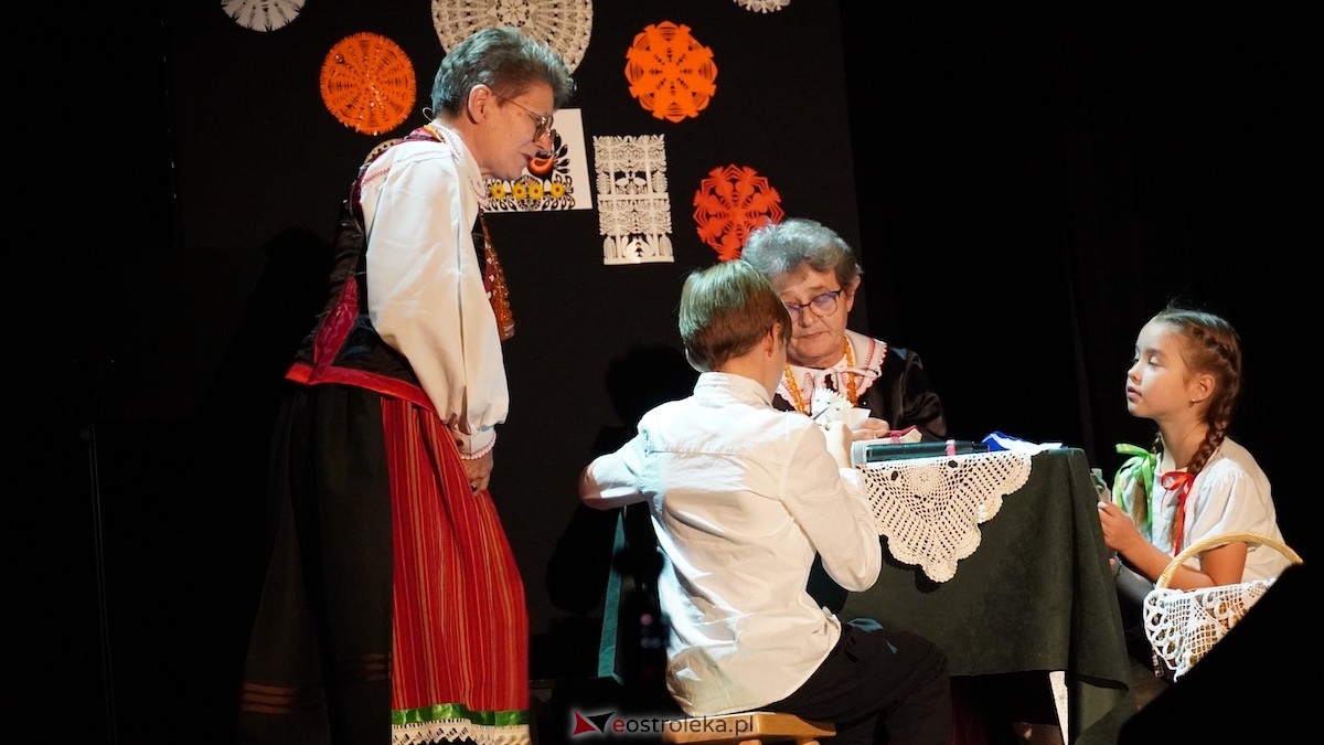 Koncert Pieśni malowane, dźwiękiem wycinane [26.10.2025] - zdjęcie #75 - eOstroleka.pl