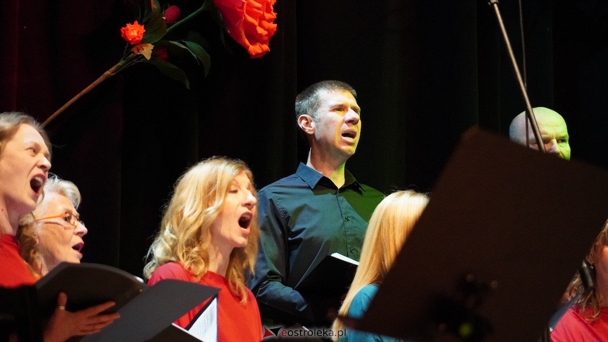 Koncert Pieśni malowane, dźwiękiem wycinane [26.10.2025] - zdjęcie #67 - eOstroleka.pl