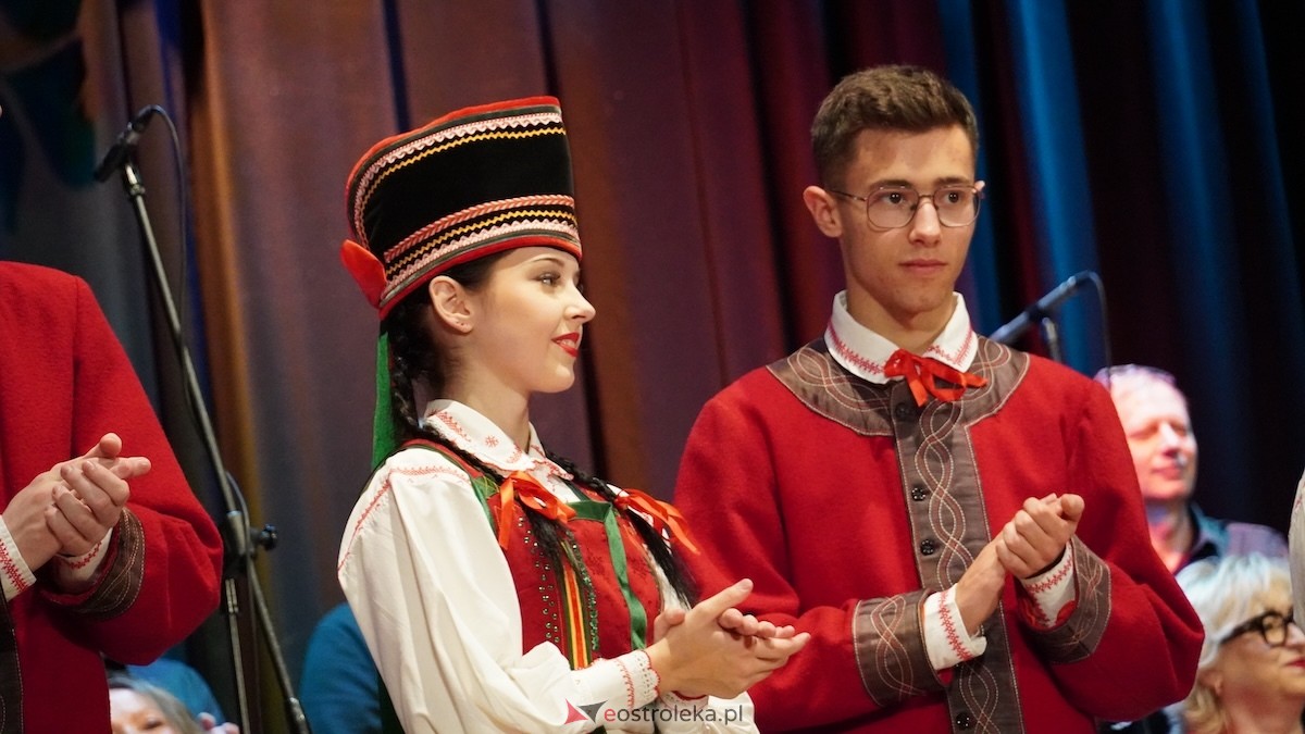 Koncert Pieśni malowane, dźwiękiem wycinane [26.10.2025] - zdjęcie #4 - eOstroleka.pl