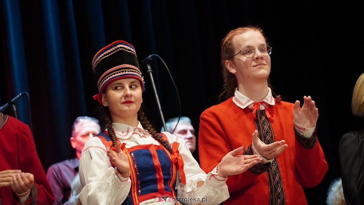 Koncert Pieśni malowane, dźwiękiem wycinane [26.10.2025] - zdjęcie #3 - eOstroleka.pl