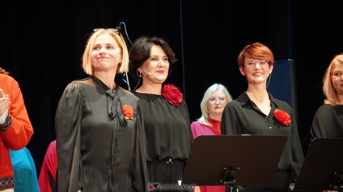 Koncert Pieśni malowane, dźwiękiem wycinane [26.10.2025] - zdjęcie #2 - eOstroleka.pl