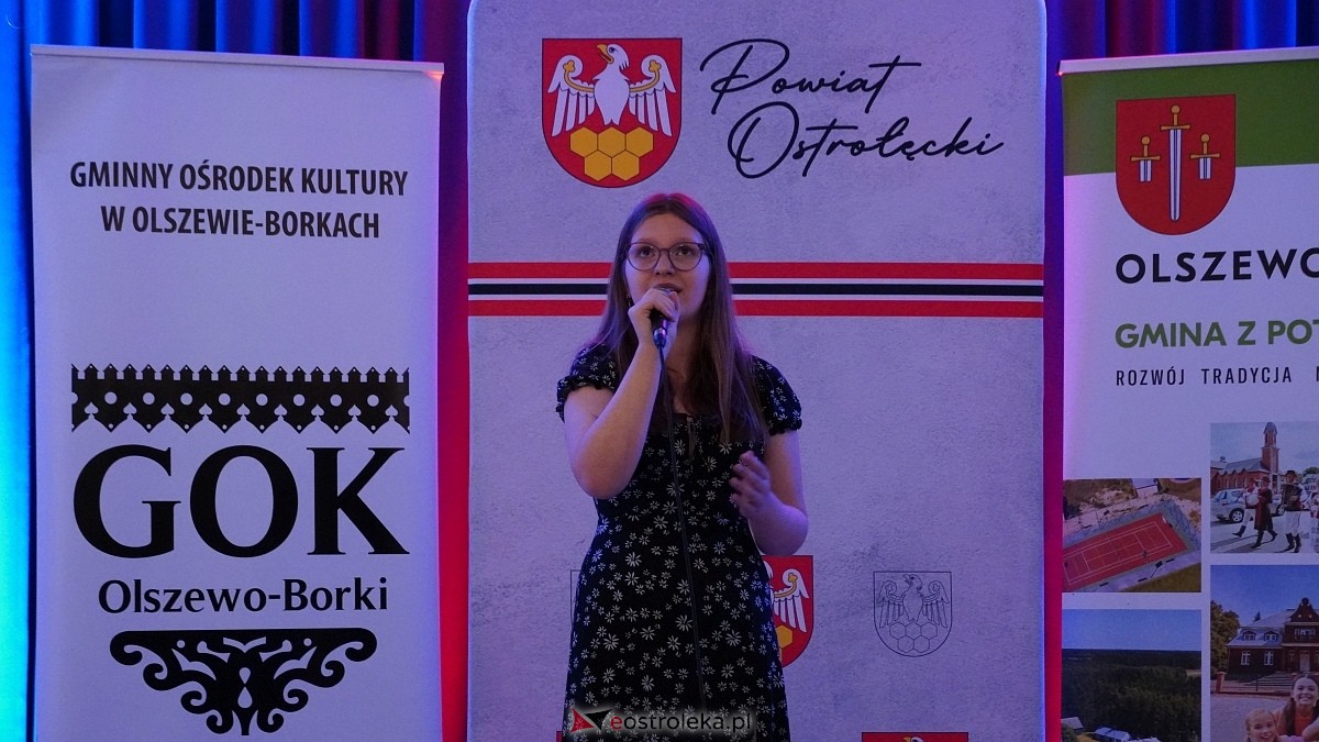 Koncert finałowy konkursu Śpiewający Powiat [26.10.2025] - zdjęcie #15 - eOstroleka.pl