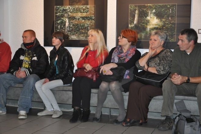 Galeria Ostrołęka: Spotkanie z Markiem Świąteckim [27.X.2011] - zdjęcie #11 - eOstroleka.pl