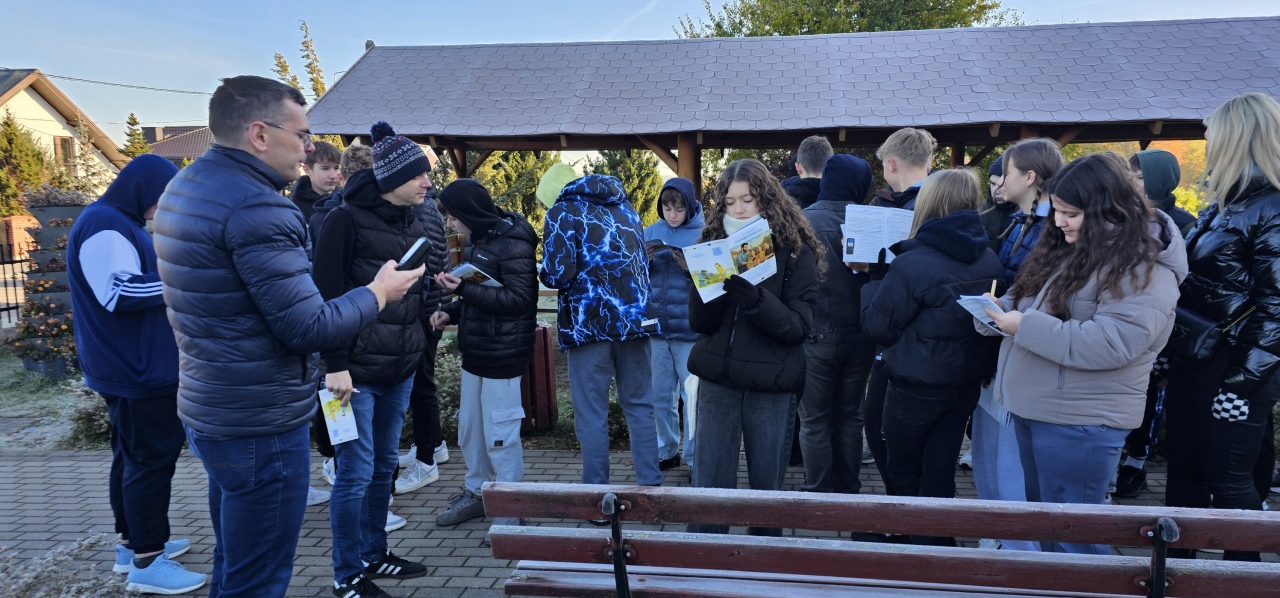 Spacer z detektorem w Czerwinie [20.10.2025] - zdjęcie #17 - eOstroleka.pl