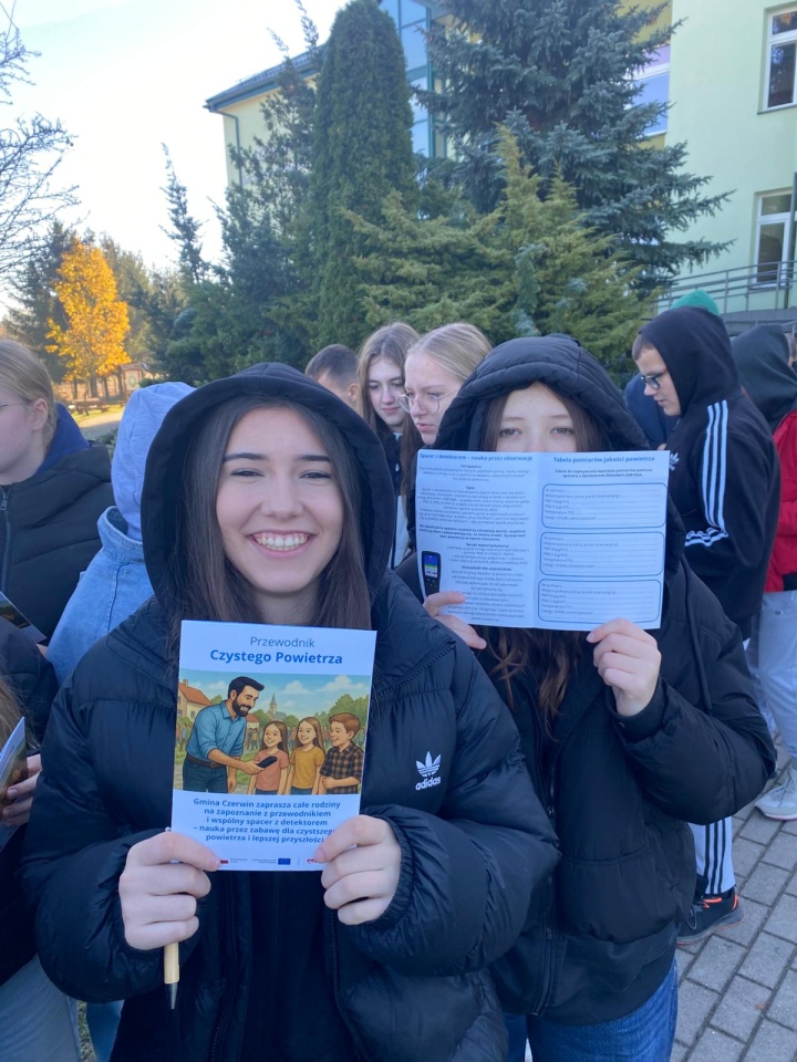 Spacer z detektorem w Czerwinie [20.10.2025] - zdjęcie #15 - eOstroleka.pl