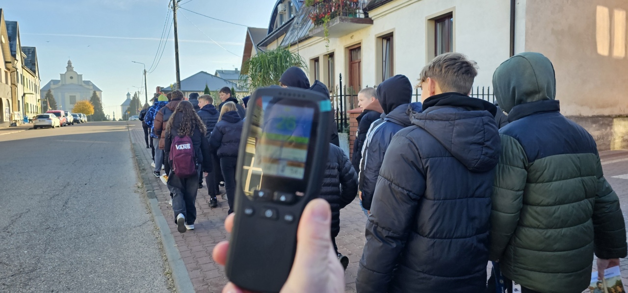 Spacer z detektorem w Czerwinie [20.10.2025] - zdjęcie #5 - eOstroleka.pl