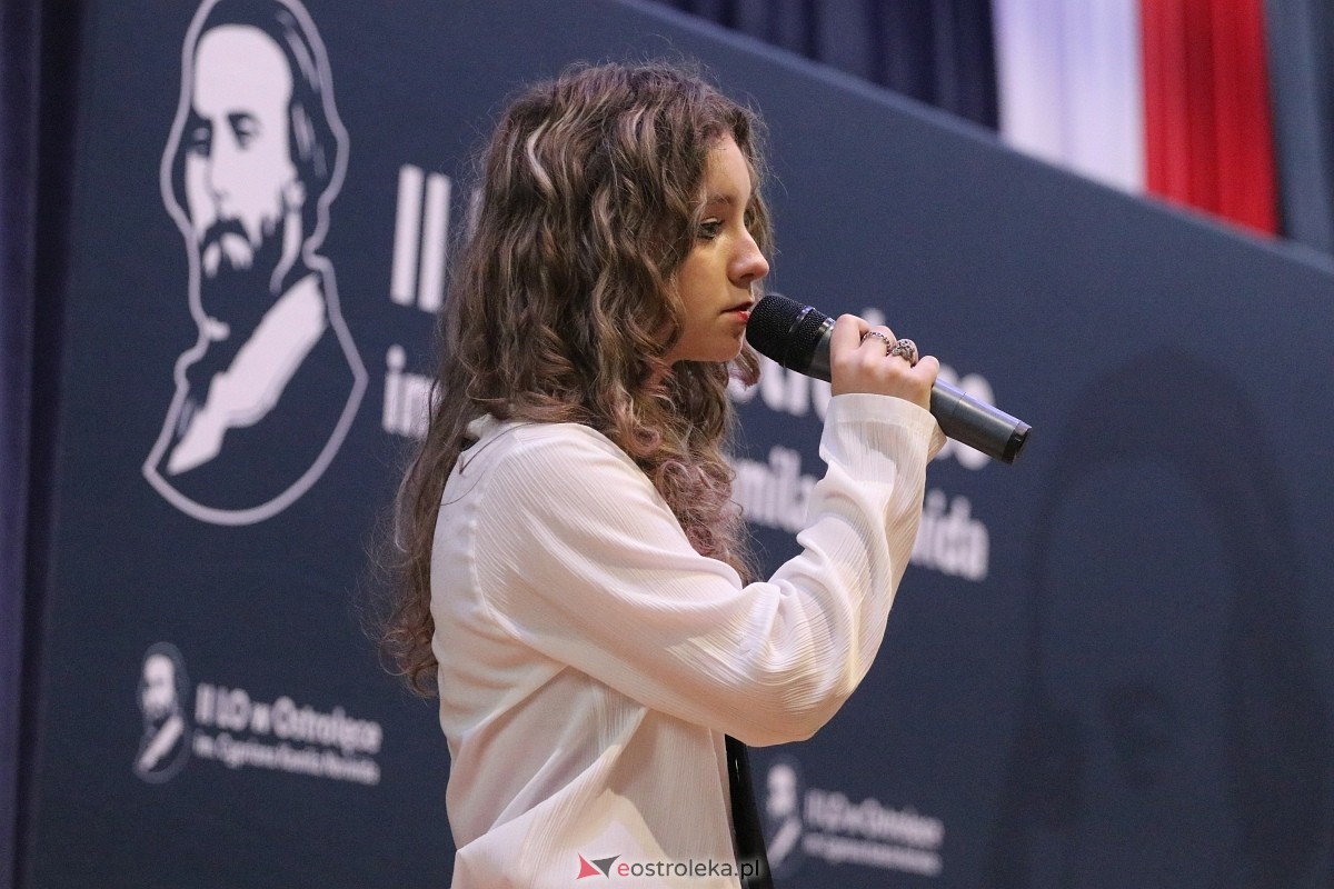 Święto Patrona II LO im. C. K. Norwida w Ostrołęce [29.10.2025] - zdjęcie #9 - eOstroleka.pl