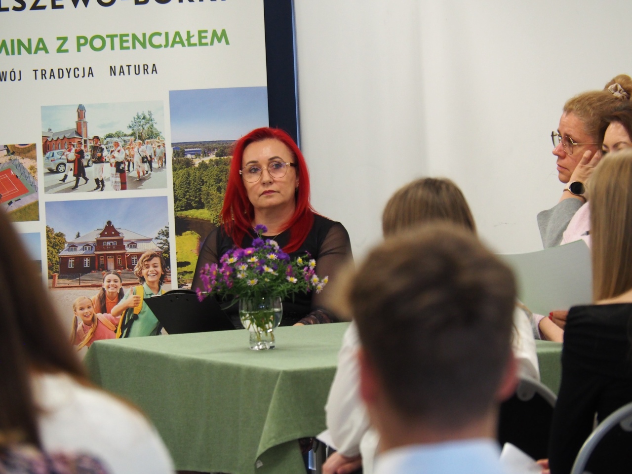 Kurpiowskie talenty zabłysnęły! Eliminacje gminne konkursu recytatorskiego w Olszewie-Borkach! [27.10.2025] - zdjęcie #20 - eOstroleka.pl