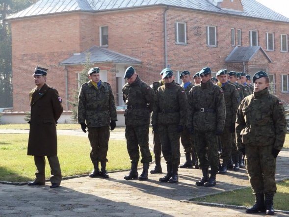 Pogrzeb sierżanta Mariusza Deptuły [28.10.2011] - zdjęcie #8 - eOstroleka.pl
