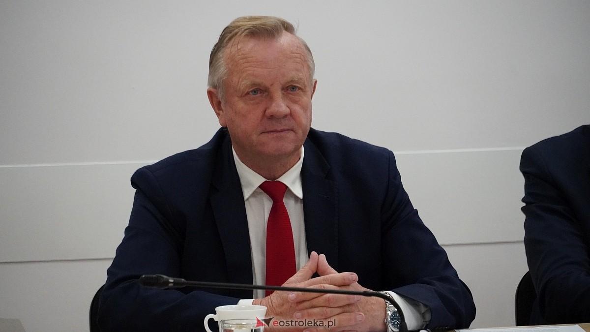 Sesja Rady Miasta Ostrołęka [30.10.2025] - zdjęcie #35 - eOstroleka.pl
