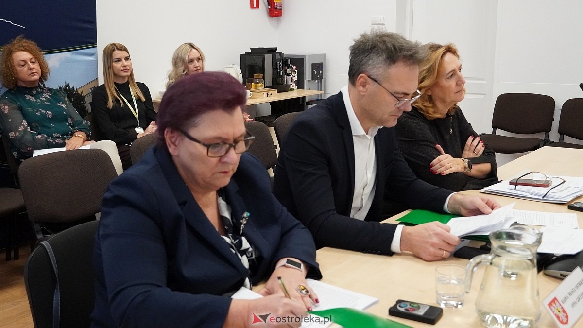Sesja Rady Miasta Ostrołęka [30.10.2025] - zdjęcie #22 - eOstroleka.pl