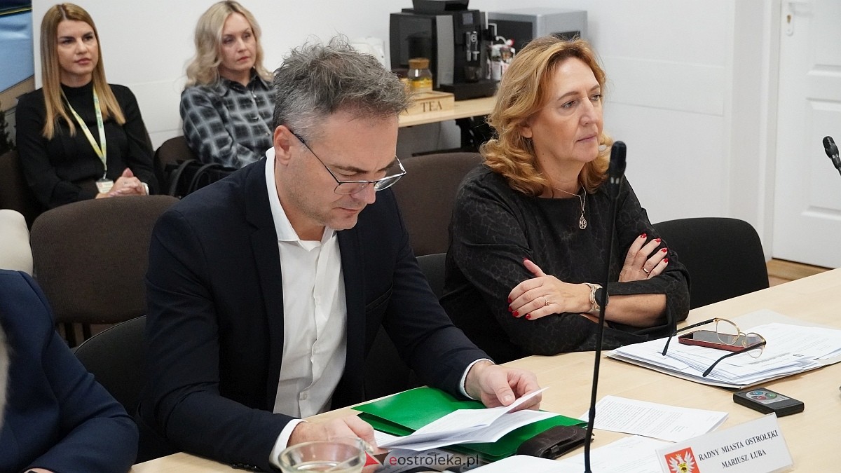 Sesja Rady Miasta Ostrołęka [30.10.2025] - zdjęcie #21 - eOstroleka.pl