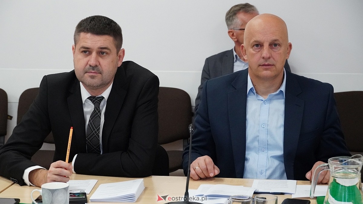 Sesja Rady Miasta Ostrołęka [30.10.2025] - zdjęcie #20 - eOstroleka.pl