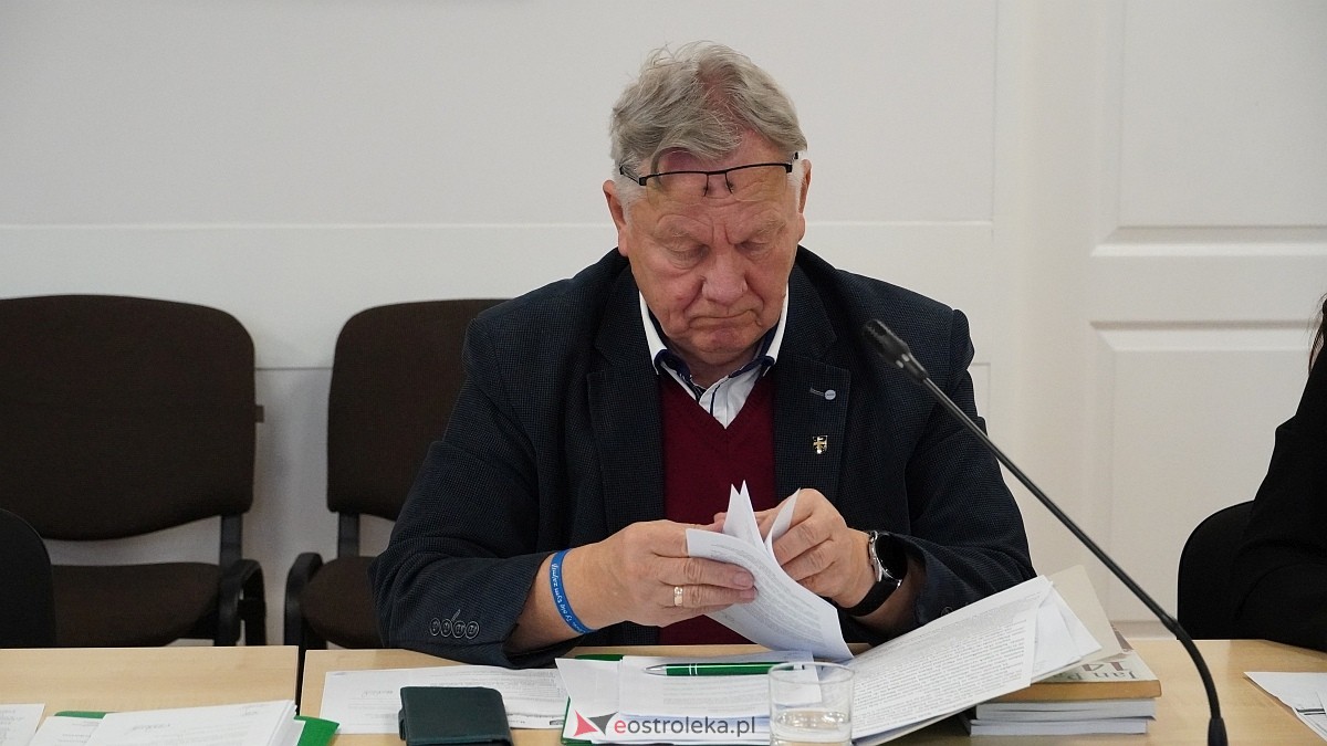 Sesja Rady Miasta Ostrołęka [30.10.2025] - zdjęcie #18 - eOstroleka.pl