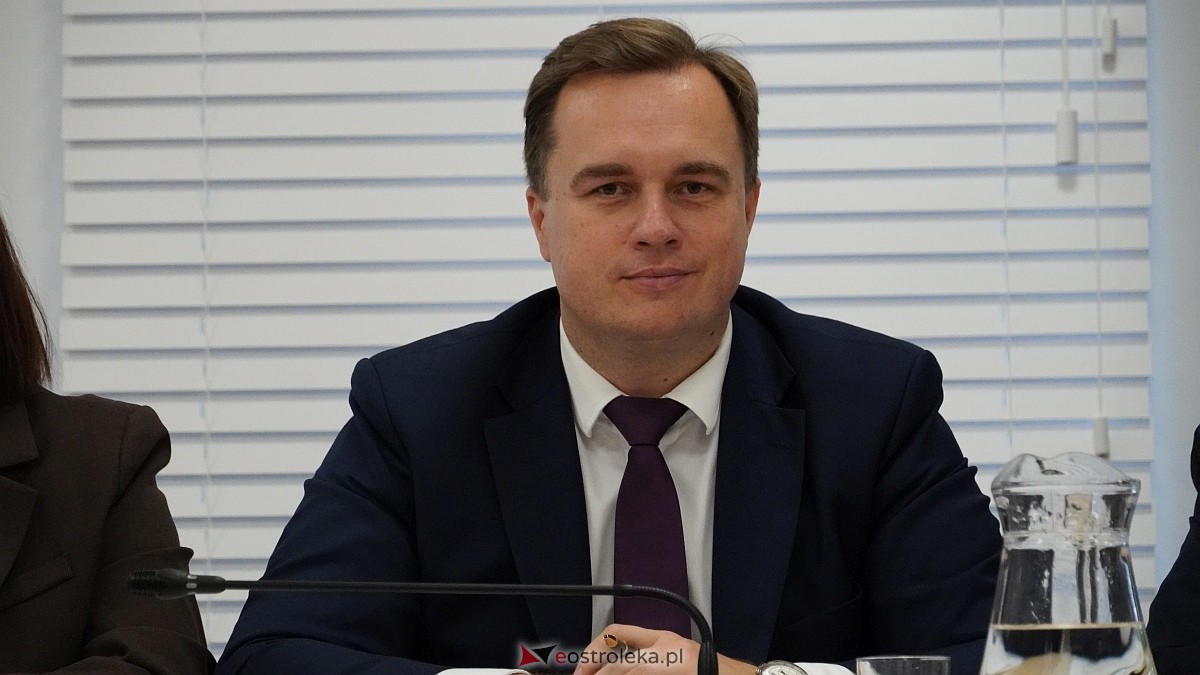 Sesja Rady Miasta Ostrołęka [30.10.2025] - zdjęcie #8 - eOstroleka.pl