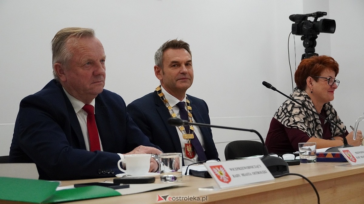 Sesja Rady Miasta Ostrołęka [30.10.2025] - zdjęcie #5 - eOstroleka.pl