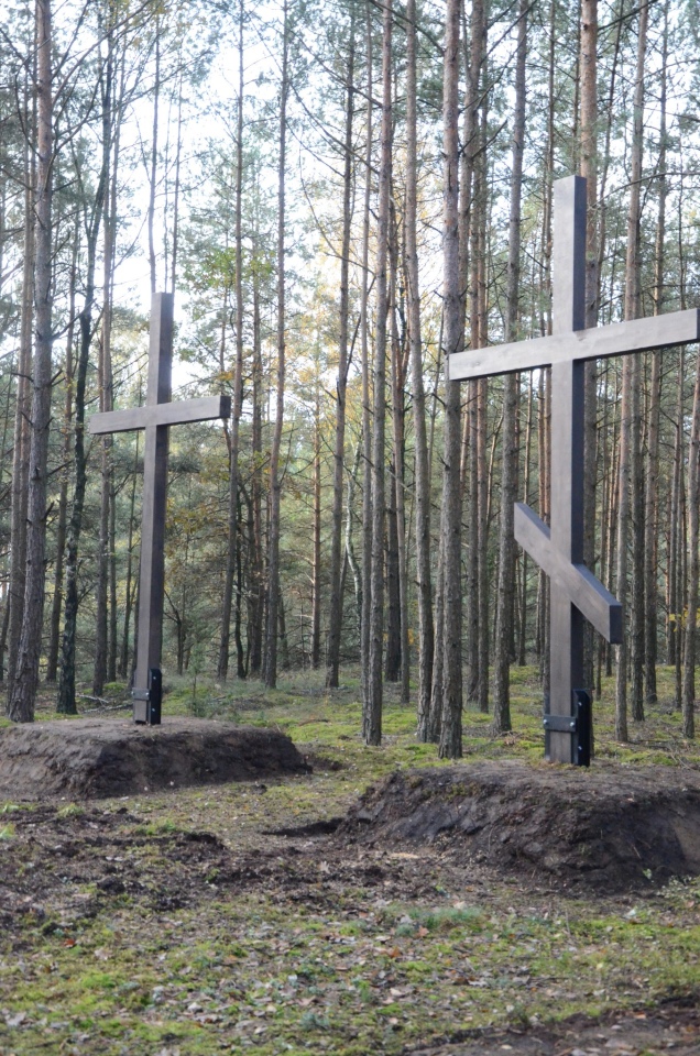 Renowacja cmentarzy wojennych w gminie Kadzidło [30.10.2025] - zdjęcie #7 - eOstroleka.pl